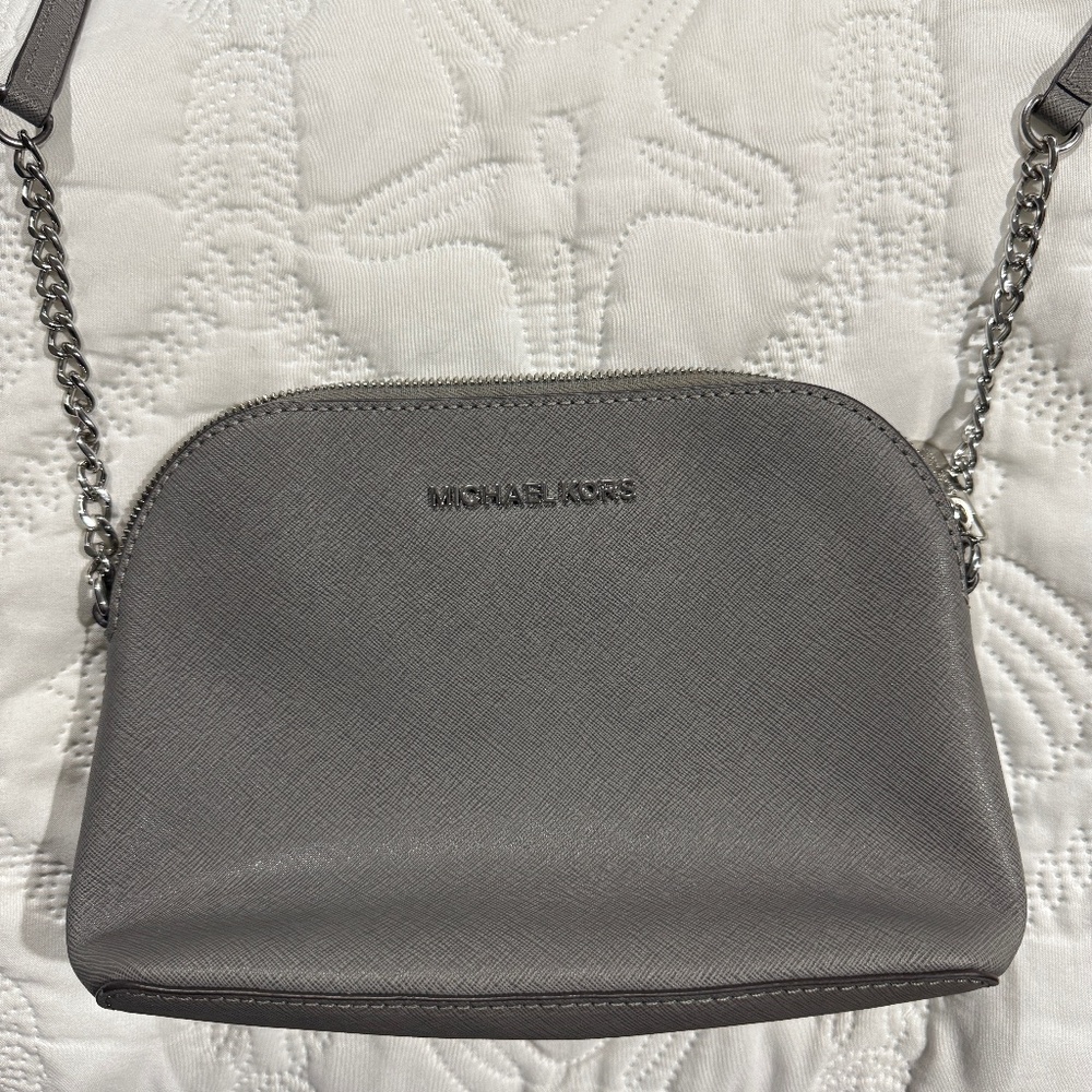 LIKE NEW Michael Kors Gray Leather Cindy Dome Crossbody Bag